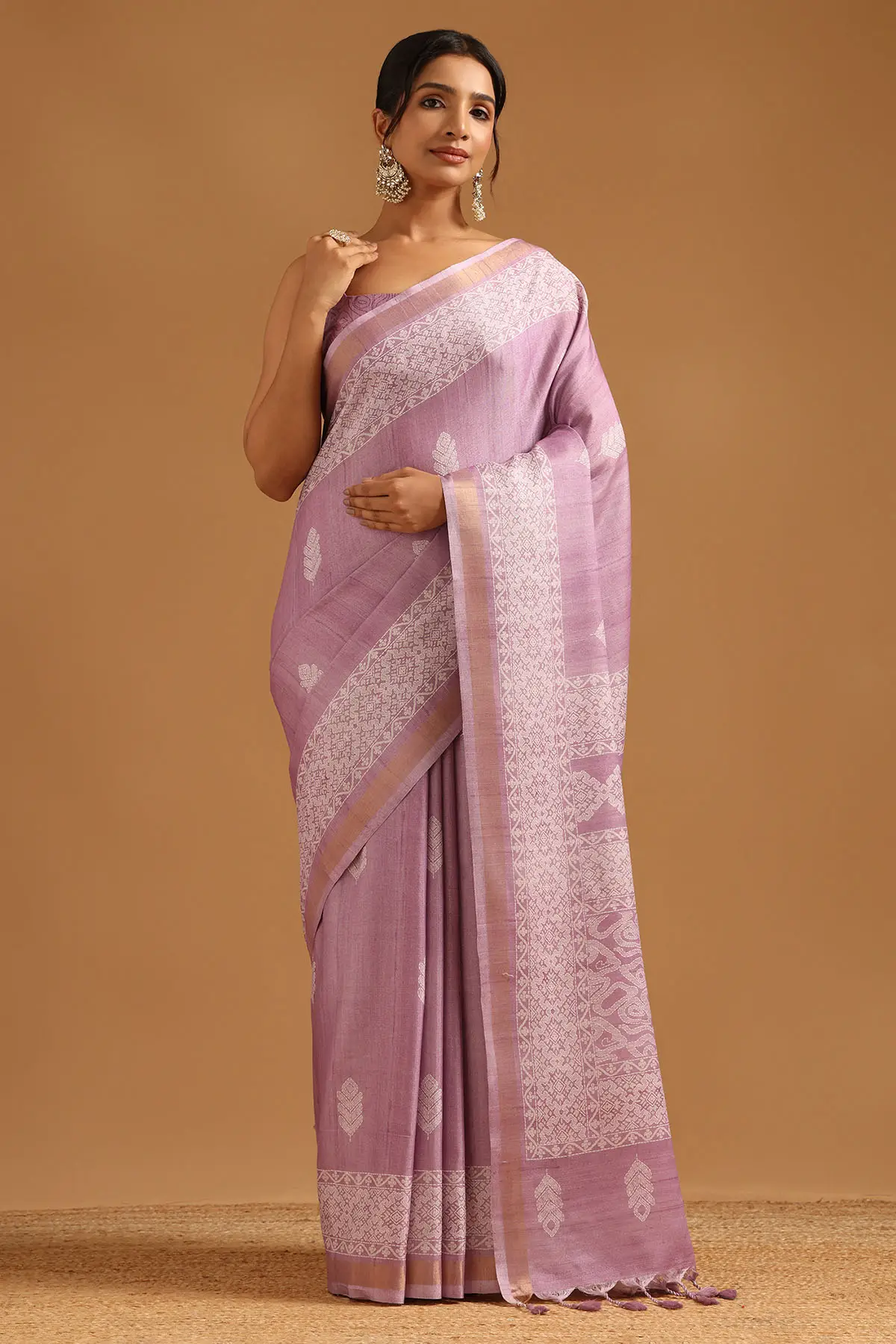 Lavender Art Silk Ethnic Motifs Saree